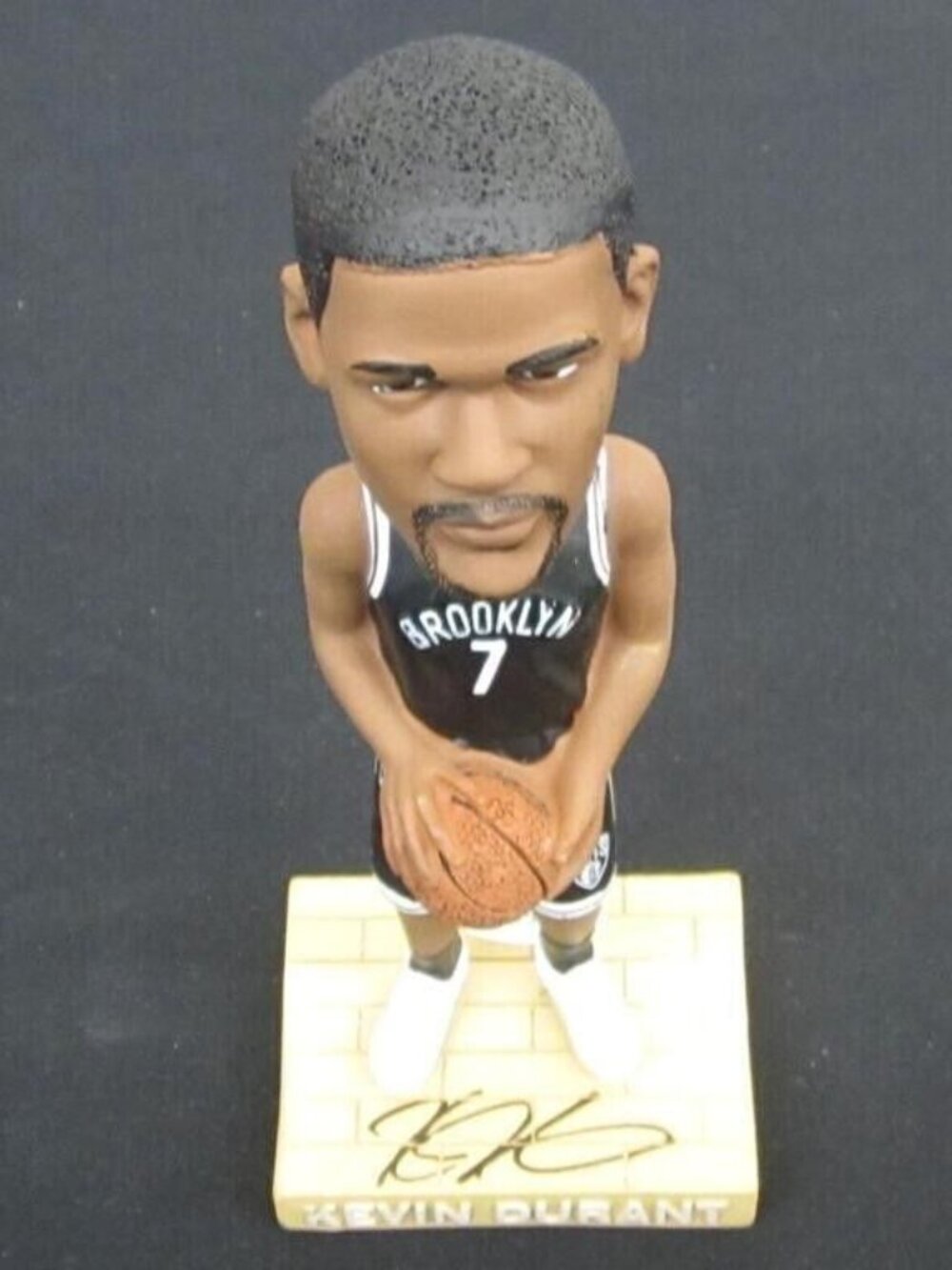 Kevin Durant signed Brooklyn Nets Bobblehead GameStop Exclusive Collectible COA